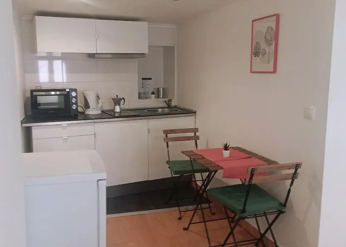 By Avenida Da Liberdade Apartment *